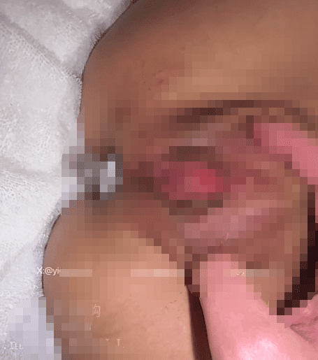 #一个ren 5.27号 边插穴边玩足 2 #一个ren 5.27号 边插穴边玩足 2