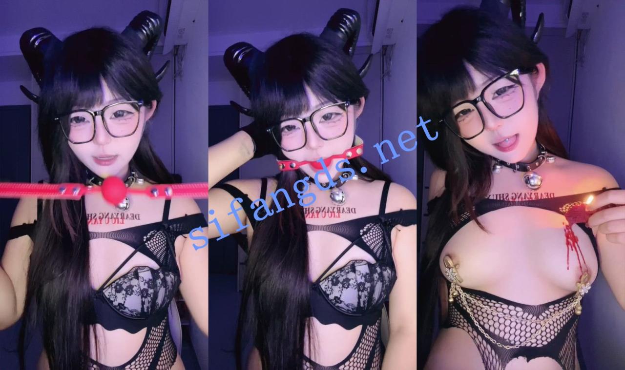 ⚡【魅魔米米】眼镜小骚货玩cosplay~肥美蜜桃臀~滴蜡插逼~ 1 ⚡【魅魔米米】眼镜小骚货玩cosplay~肥美蜜桃臀~滴蜡插逼~ 1