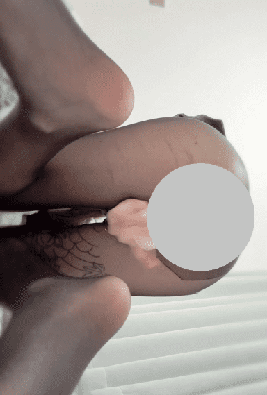 诗恩 门槛资源 开裆透明黑丝 包臀裙 蓝色空姐制服 各种姿势自慰喷水 1V134M 2 诗恩 门槛资源 开裆透明黑丝 包臀裙 蓝色空姐制服 各种姿势自慰喷水 1V134M 2