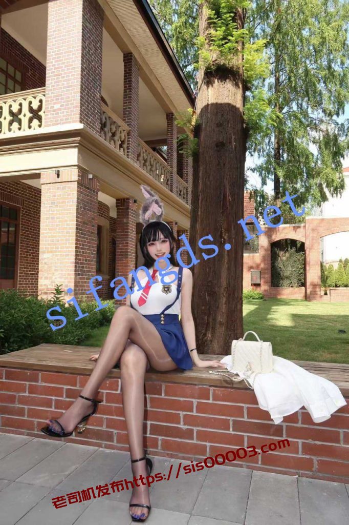 抖音 魔人布欧 35万粉 顶级美女 美腿 足交阳具【11V】【303M】 5 抖音 魔人布欧 35万粉 顶级美女 美腿 足交阳具【11V】【303M】 5