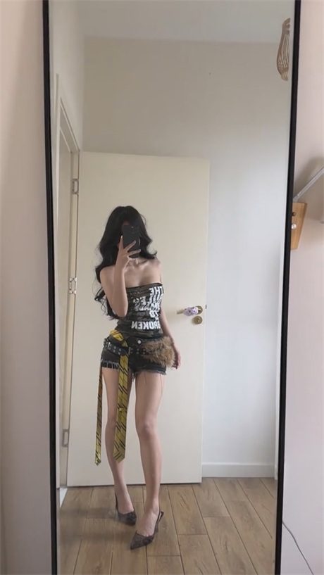 ❣️推荐❣️抖音颜值嫩妹【要相信光】裸舞诱惑,大尺度掰穴展示,奶圆逼粉,高质量蝴蝶穴【13V】【181M】 2 ❣️推荐❣️抖音颜值嫩妹【要相信光】裸舞诱惑,大尺度掰穴展示,奶圆逼粉,高质量蝴蝶穴【13V】【181M】 2