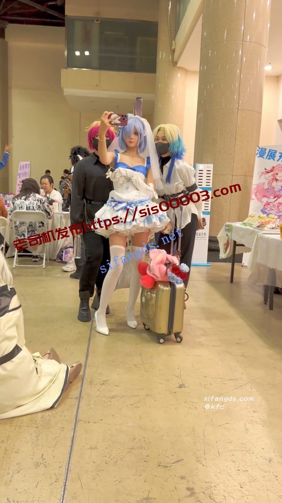 【永久专享】【KFC】顶级身材COSER蕾姆学生妹·过膝白丝婚纱短裙白内可爱【1V】【1.31G】 13 【永久专享】【KFC】顶级身材COSER蕾姆学生妹·过膝白丝婚纱短裙白内可爱【1V】【1.31G】 13