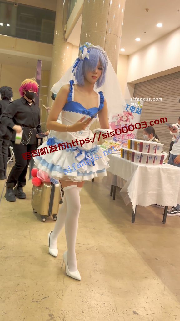 【永久专享】【KFC】顶级身材COSER蕾姆学生妹·过膝白丝婚纱短裙白内可爱【1V】【1.31G】 12 【永久专享】【KFC】顶级身材COSER蕾姆学生妹·过膝白丝婚纱短裙白内可爱【1V】【1.31G】 12