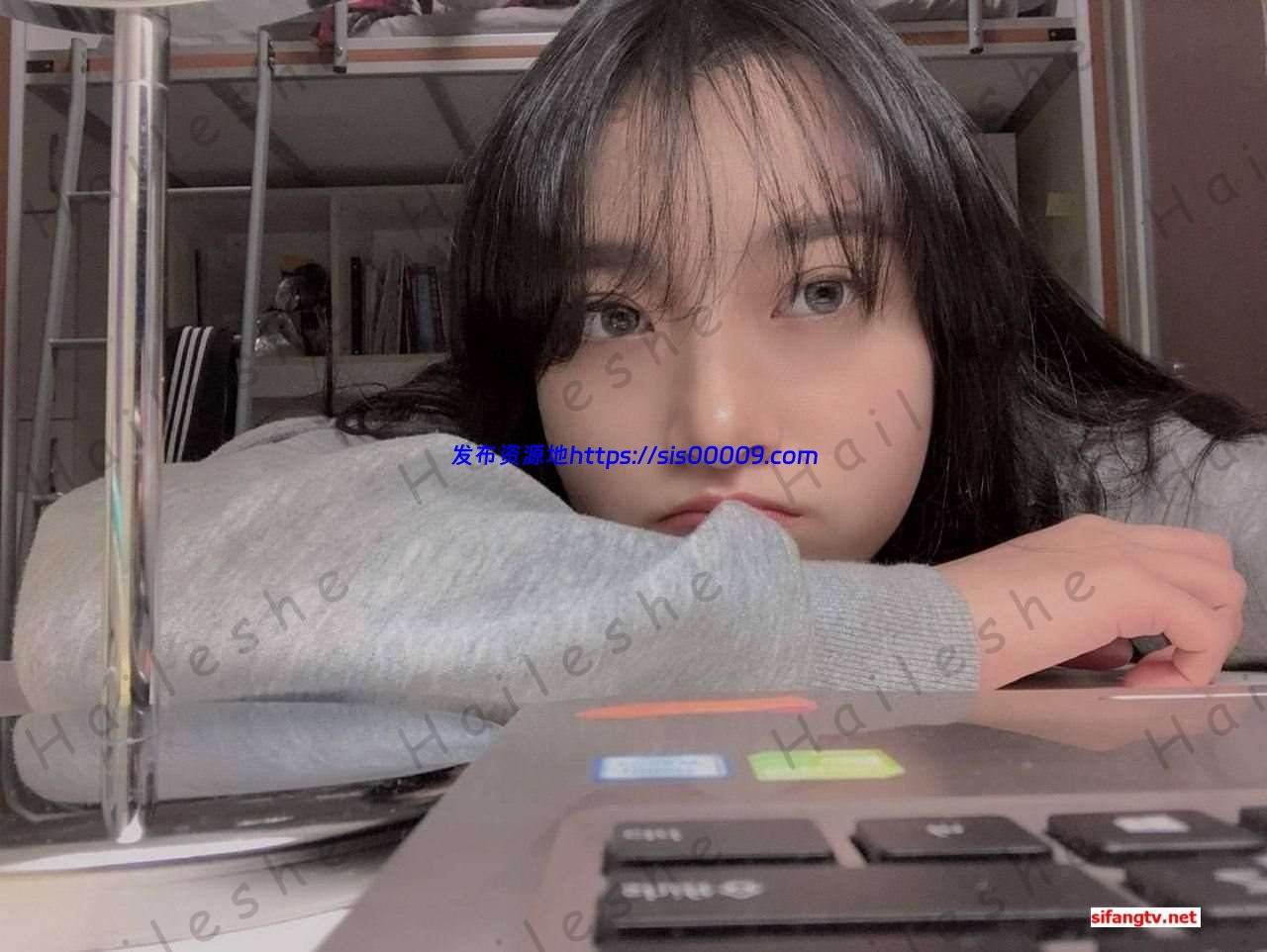 高校清纯美女【晴晴】极品反差【12P/5V/485M】 4