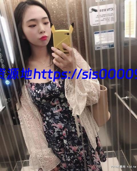 自拍 韩国高颜值美女调教及日常照片流出精简版 [百度网盘/50P/18V/778M] 2