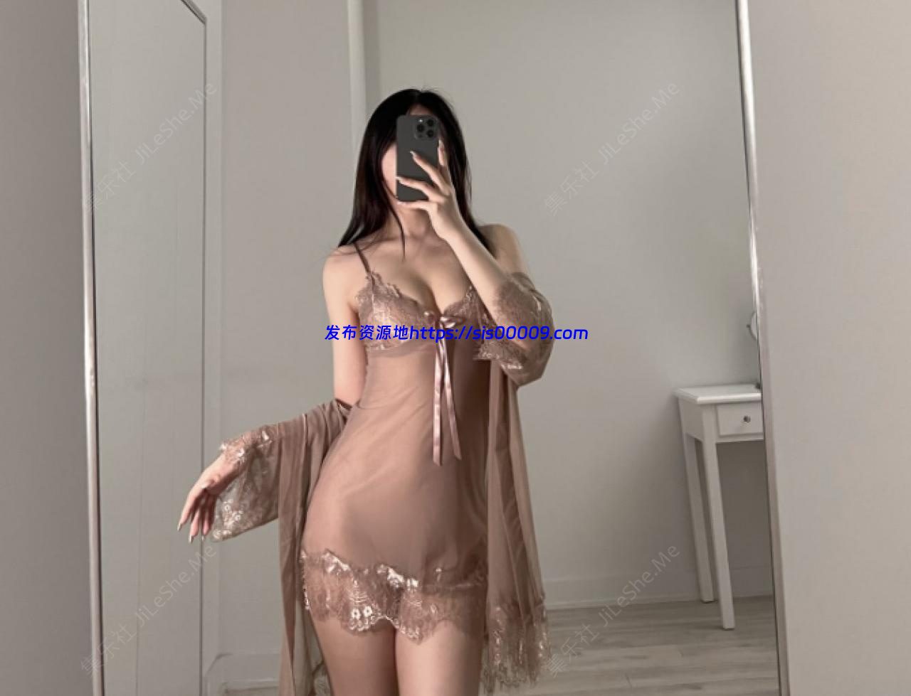 动漫博主果咩酱w – 入夜 [45P3V-390MB] 2