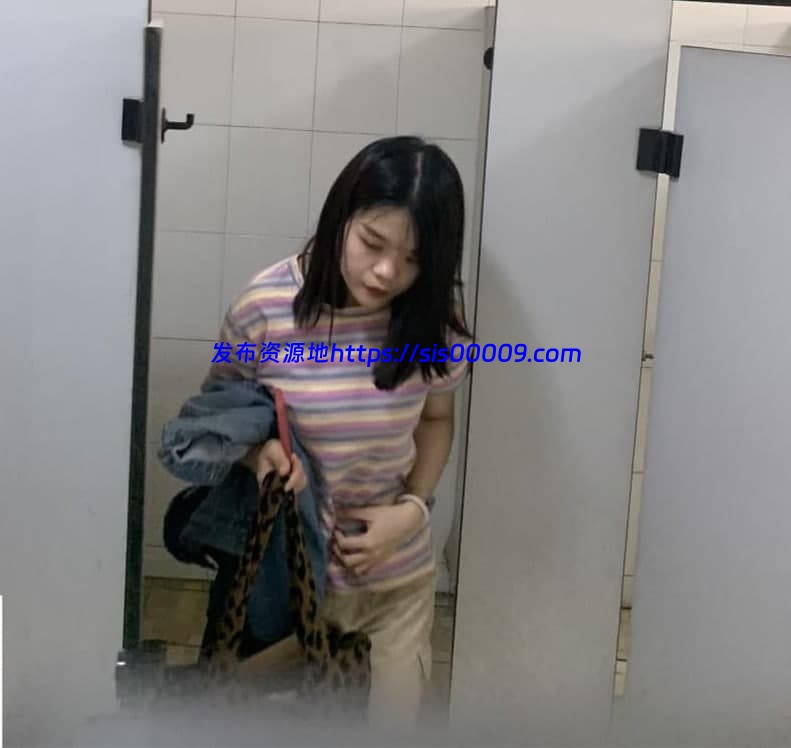 四川外国语大学厕拍最全合集【220V/37G】 1