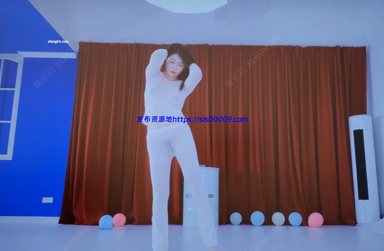 日月俱乐部 阿昆 脱衣裸舞走秀  稀缺全裸【4V/1.96GB】 1