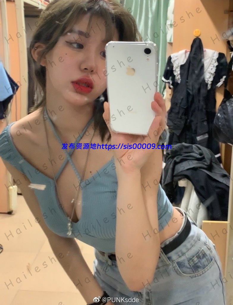 微博网红@punksdde伊伊子丝袜情趣制服私房写真【334P/53V/2G】 6