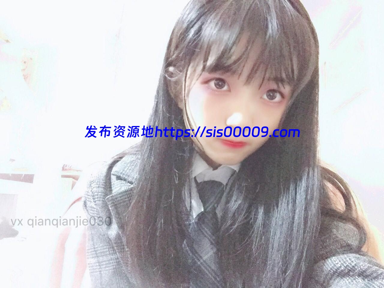 最近推特很火爆的极品嫩妹twitter原野小年福利【34v/225p/800M 】 5