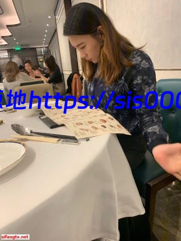 【极品少妇】贵在真实颜值在线-视频附生活照【百度网盘/32P/1V/319M】 4