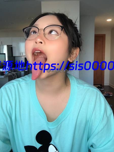 P站高潮脸-眼镜萝莉 Ambiiyah清纯反差肥臀身材[百度云盘/225V/556P/8G] 2