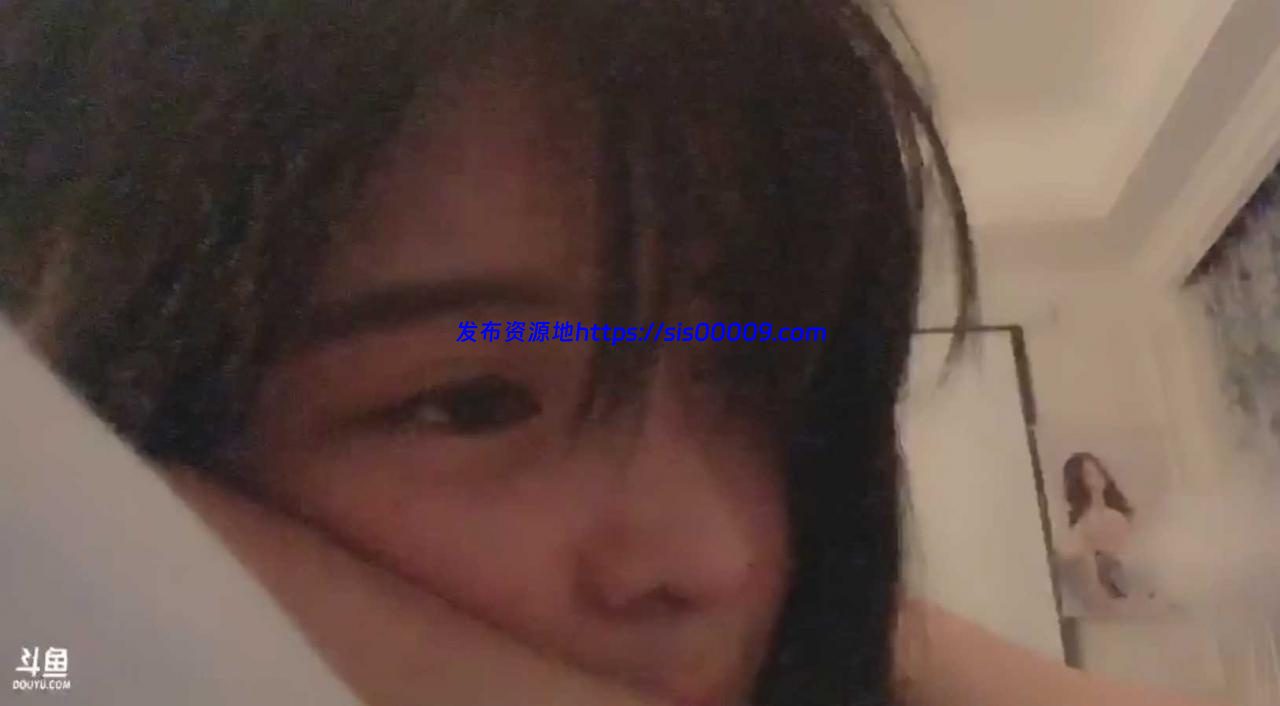 DYTV百万粉主播@苏恩直播走光事件[1V/123MB] 1