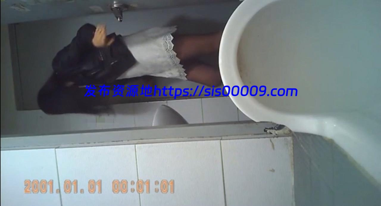 艺术院校青春靓丽的大学妹子厕拍【百度网盘/183V/10G】 2
