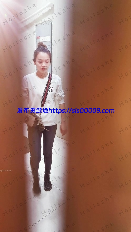 厕P 2021流出极品美女系列JK 3.8G 5