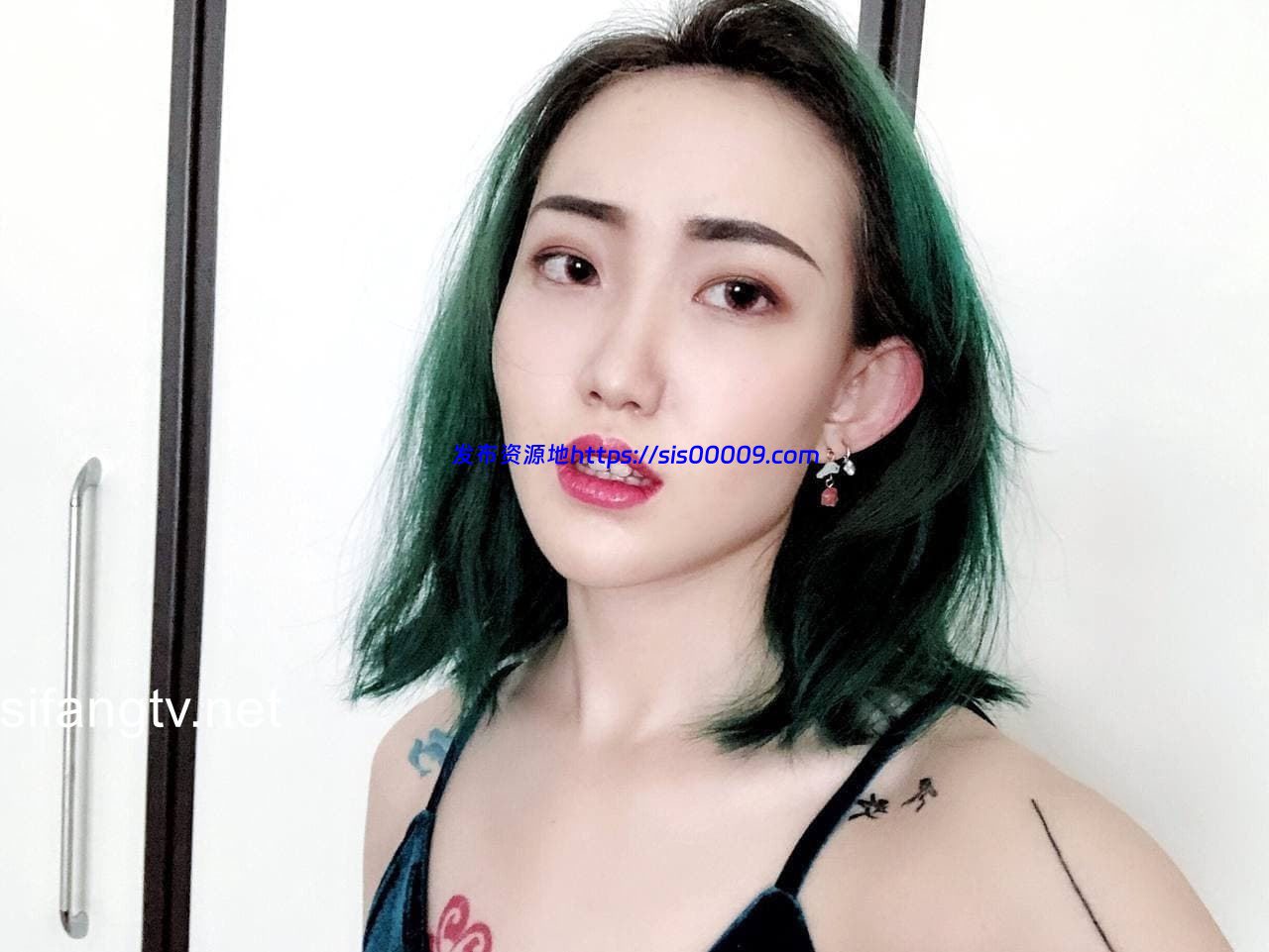 网贷逾期未还泄密流出视图西安音乐学院马雨萱终极母狗反差婊子爆光 1