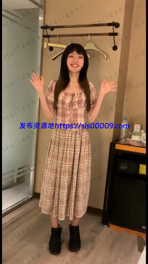 泄密流出传媒大学骚女吴嘉宜和传媒大学实习【1V/666M】 1