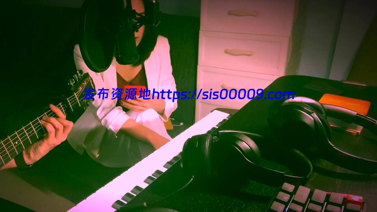 Twitter超级好看气质网红特莱莎@lyainevan最全集【百度网盘/57P/60V/3.24GB】 6