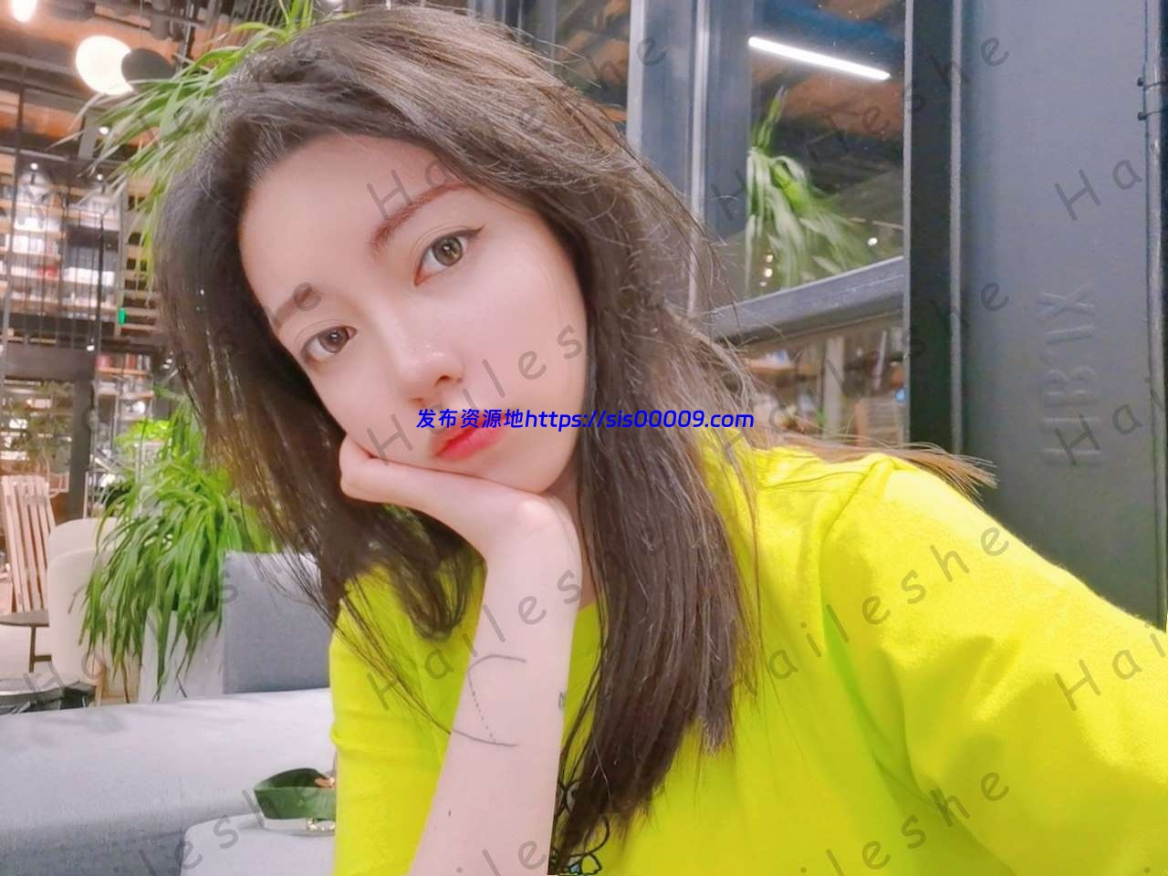 最新2022推特高颜值母狗【酒月】与主人【WisdomZ】【168M/10V/466P】 16