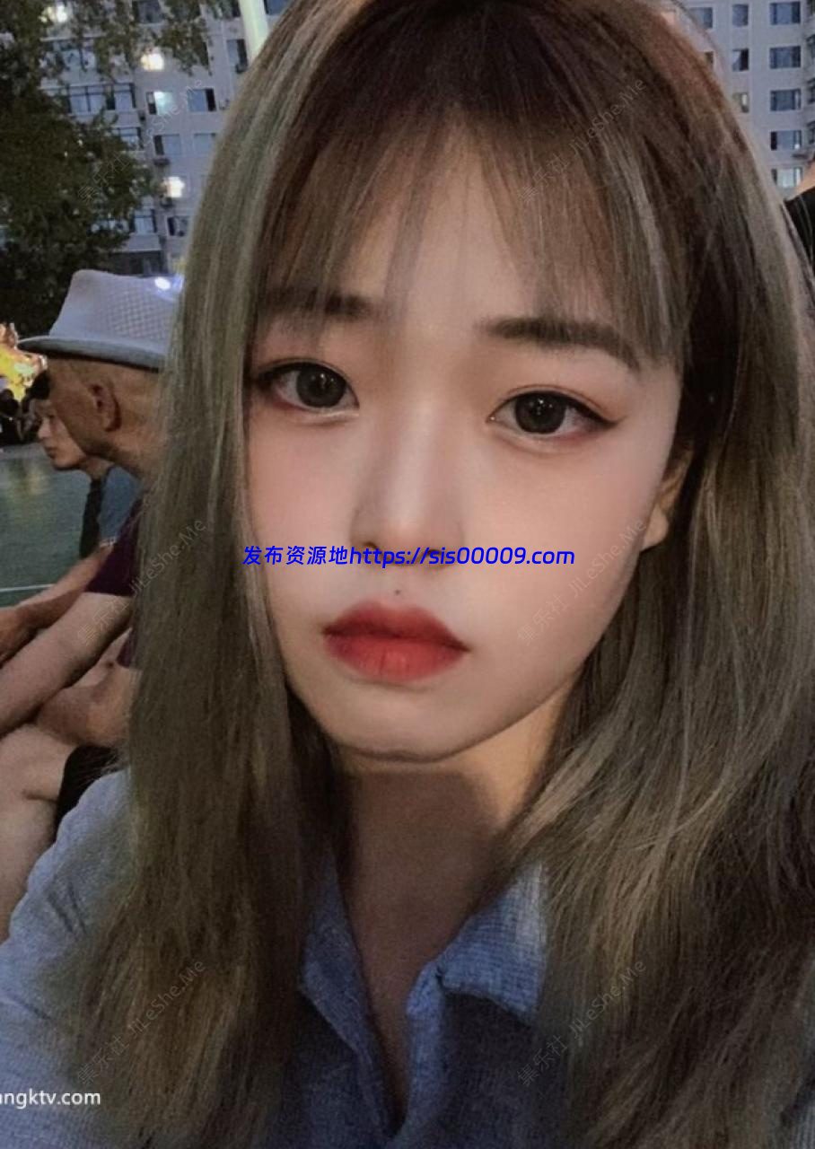 【超精品泄密】张家口职业技术学院学妹王静怡图影【8P+14V/341MB】 5