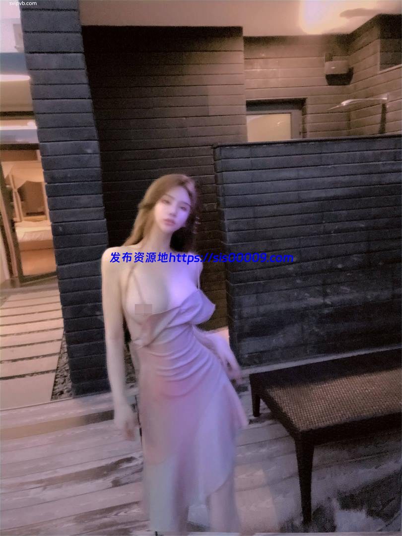 顶级杭州上流名媛RosesJoo鲤鲤新视图合集【NP/1V/1.1G】 2