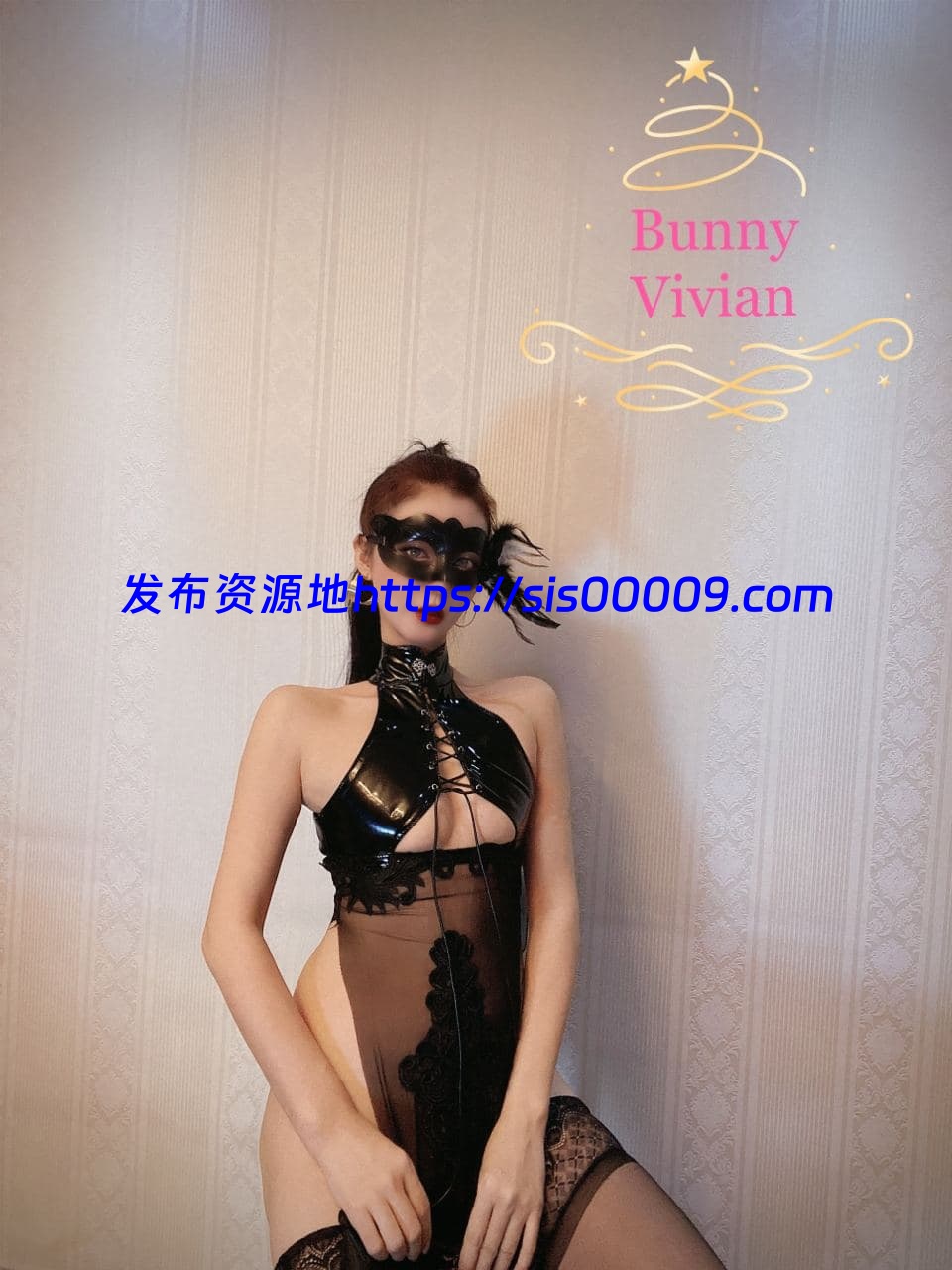 推特反差婊【爱丝袜Vivian姐】最新定制 – 面具女刺客[39P/1V/478MB] 1