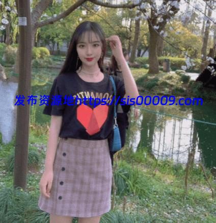 【高端泄密】长春李婷视频流出 女主超正点【12v/13p/1.3G】 3