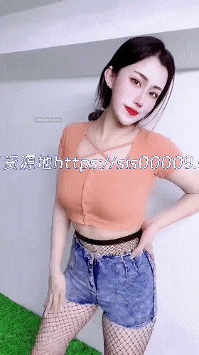 【快手福利】大奶女神 孙梓琪 骚舞定制福利43部 1