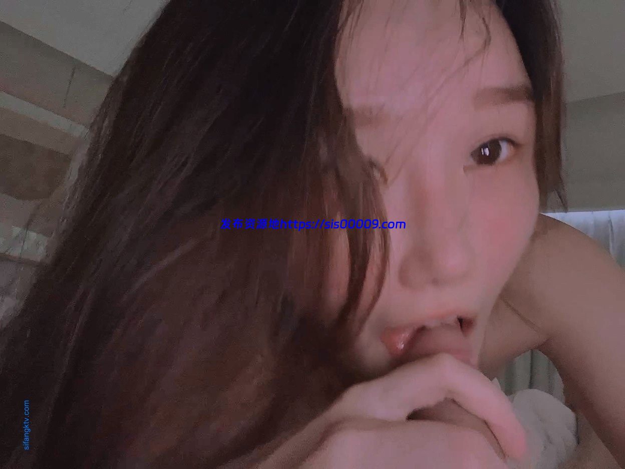 【更新】高颜值露脸福利姬 微博@歆哥哥/歆酱/歆公主【NP/NV/6.4GB】 10