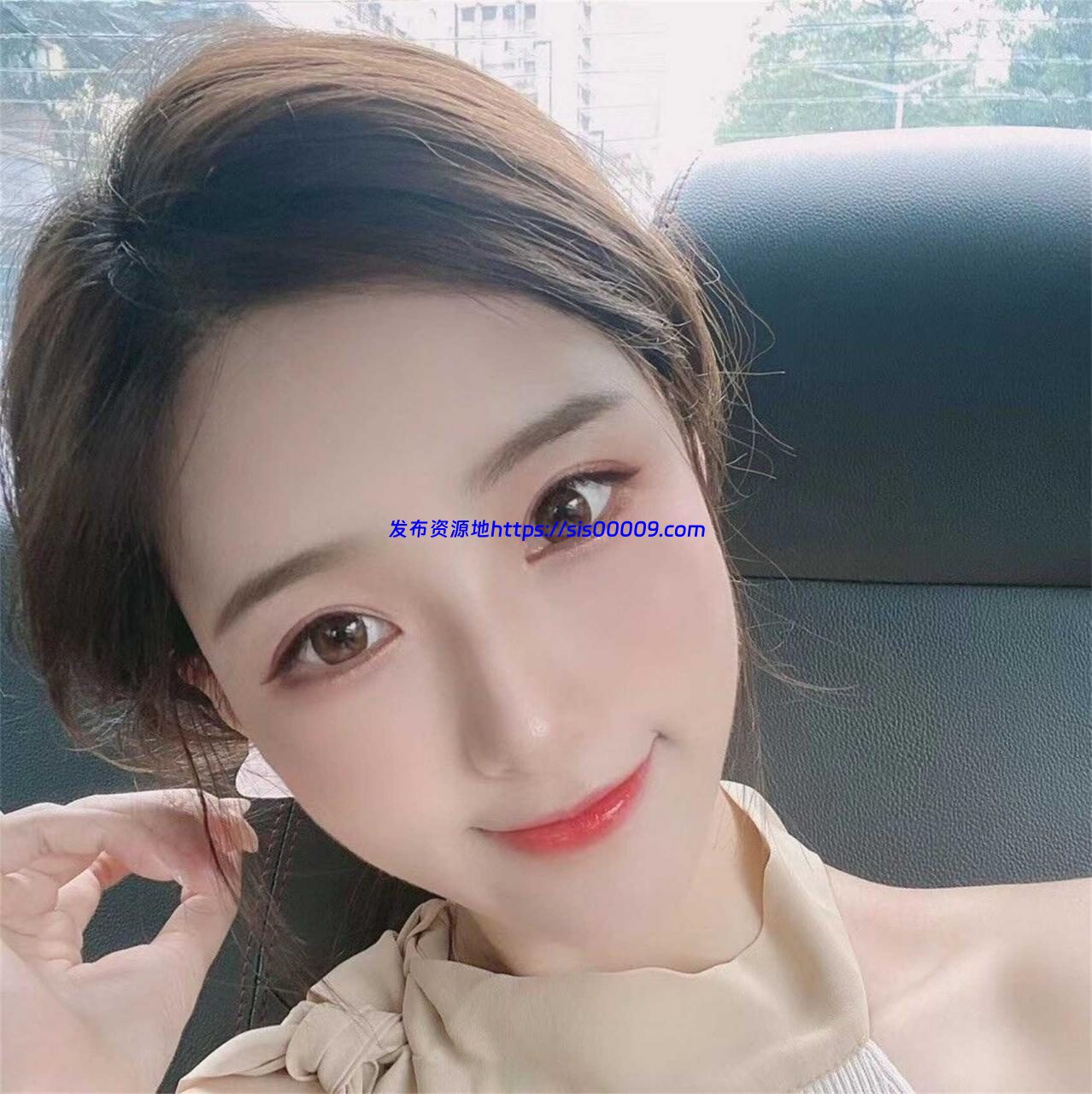 【无敌】神仙颜值极品女友猫宝宝【31v/97p/2g】 1