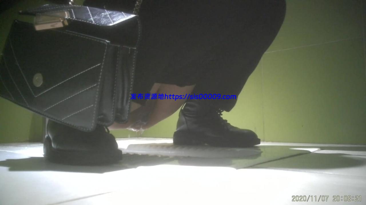 厕拍最新酒吧厕拍原版2K清晰1-3合集【百度网盘/多v/8.35GB】 6