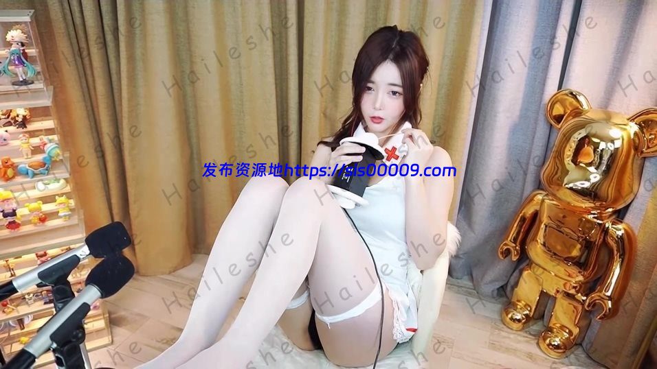 斗鱼主播 傲娇的喵小八火箭福利【34V/2.27G】 7