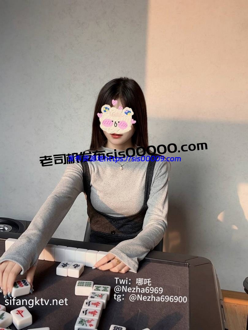 推特大学生露出女神@Nezha69690 哪吒 合集3.6GB 8
