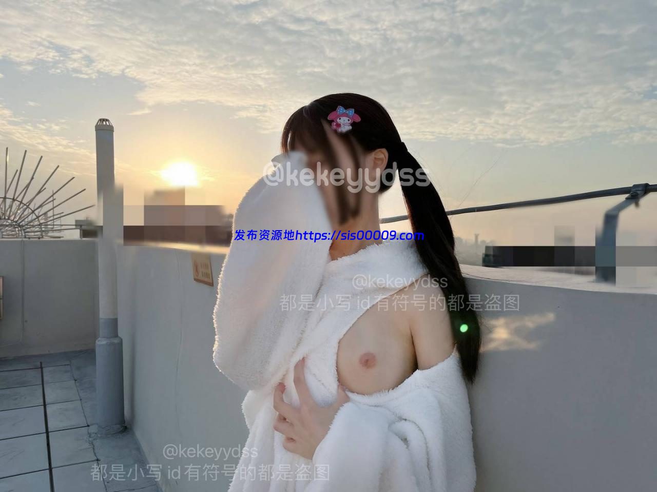 推特福利姬 可可yyds（S+)【 NPNV/350MB】 7