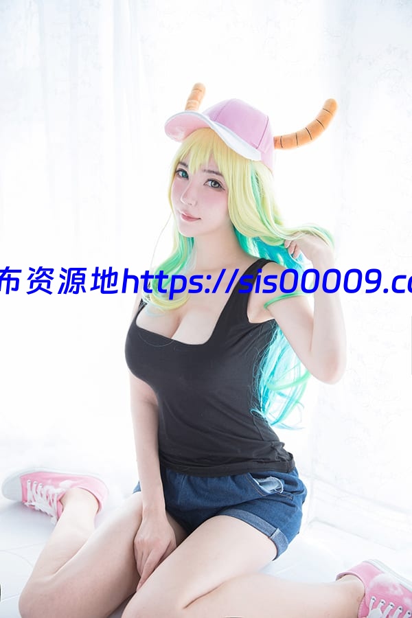 B站某up主runa酱穿着各种cos服5000元被疯狂中出【百度网盘/多v多p/2G】 3