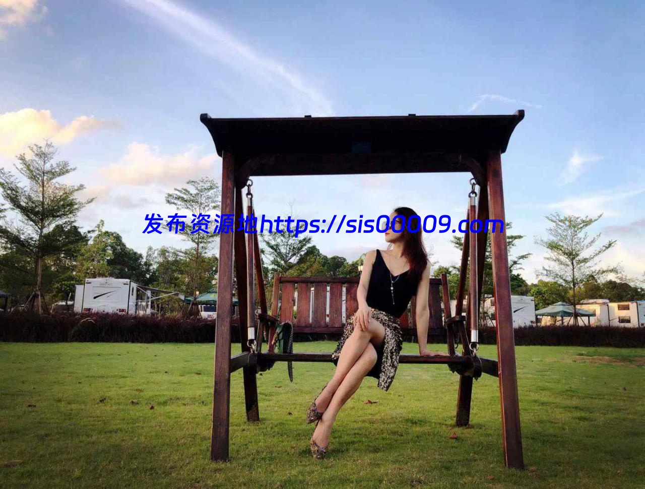 Twitter超级好看气质网红特莱莎@lyainevan最全集【百度网盘/57P/60V/3.24GB】 14