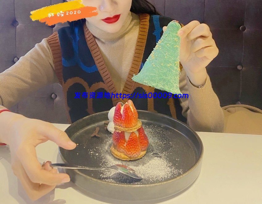 推特女神极品身材@救赎2020【315P/101V/2.13G】 6