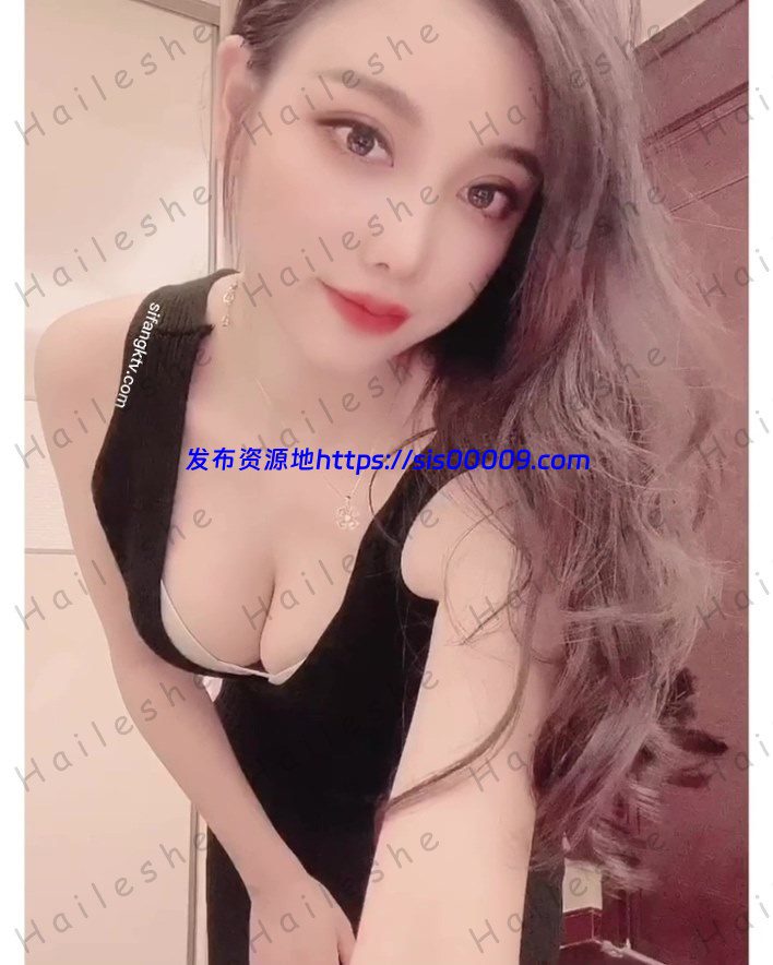 【秀人】人气女神【杨晨晨】5月定制 裸下半 紫薇揉穴娇喘 900M 1