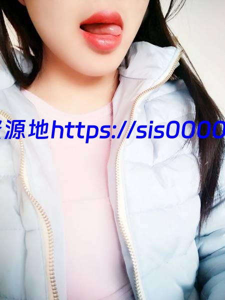 微博网红@ 你的小秋秋福利合集【百度网盘/50v/1500p/10G】 4