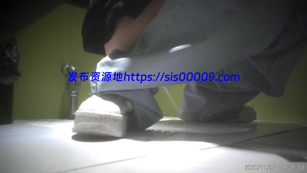 厕拍最新酒吧厕拍原版2K清晰1-3合集【百度网盘/多v/8.35GB】 10