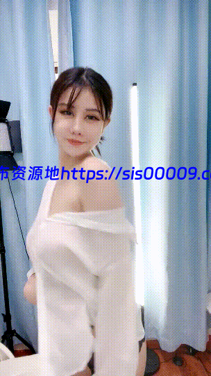 重磅！女神终于突破自我~【椰椰奶】首次扣穴自慰！撸爆蛋~ 1