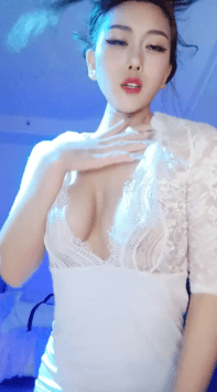 超级性感舞姬【18爱跳舞】骚舞道具自慰 1