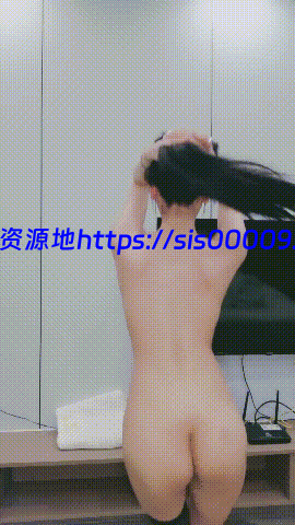 ❤️一字马裸舞女神【楚歌】魅惑容颜劲爆骚舞鼻血狂喷 3