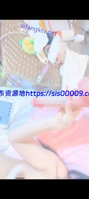 小红帽萝莉主播—柔弱小白菟密码房1V1超大道具强制自慰 8