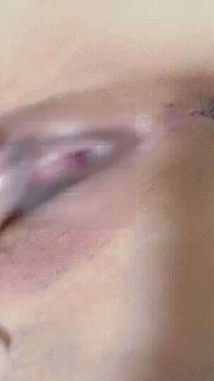 重磅！兄弟们！女神终于露脸了~【00后小姐姐】自慰~爽喷水 4