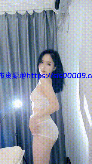 绿播女神下海！终于漏B了【芷若】脱骚衣舞！简直摄人心魄~ 2