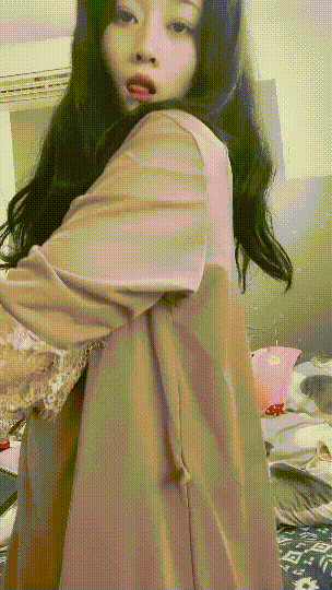 推荐！清纯女神回归！好漂亮啊~【你的芋宝】道具自慰！爽~ 1