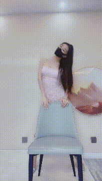 ❤️易直播顶级美腿【灵儿】丝袜高跟性感热舞！她太会了 1