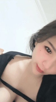 【顶级绿播女神下海 楠楠】明星级颜值 绝世美乳 人间尤物 1