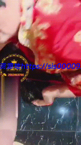 ★★★【淫妻高跟丝足】小雄同学和他的3个淫妇口活自慰ooxx 3